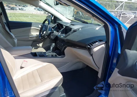 2017 Ford Escape Titanium from USA, damaged, VIN 1FMCU9J97HUA57671